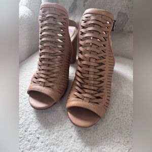 Chinese Laundry Brown Woven Peep-Toe Heels